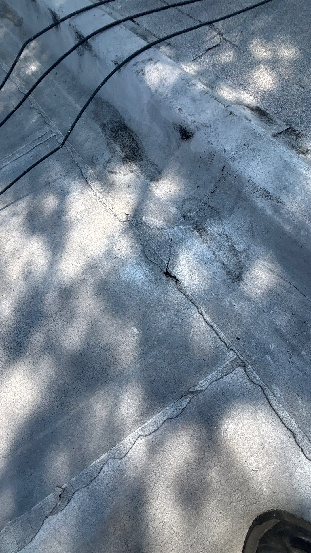 Can Separation Between My Roof Sections Result in Water Leaks?