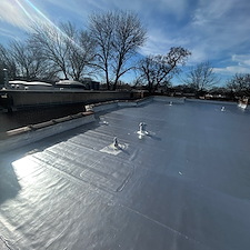 Commercial-Roof-Aluminum-Coating-in-Chicago-Protect-and-Extend-the-Life-of-Your-Roof 0