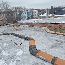Could-My-Parapet-Wall-Be-the-Reason-My-Flat-Roof-Is-Leaking 1