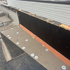 Damaged-or-Rotted-Wall-Flashing-and-Field-Membrane-Repairs-in-Chicago 1