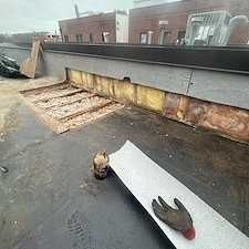 Damaged-or-Rotted-Wall-Flashing-and-Field-Membrane-Repairs-in-Chicago 2