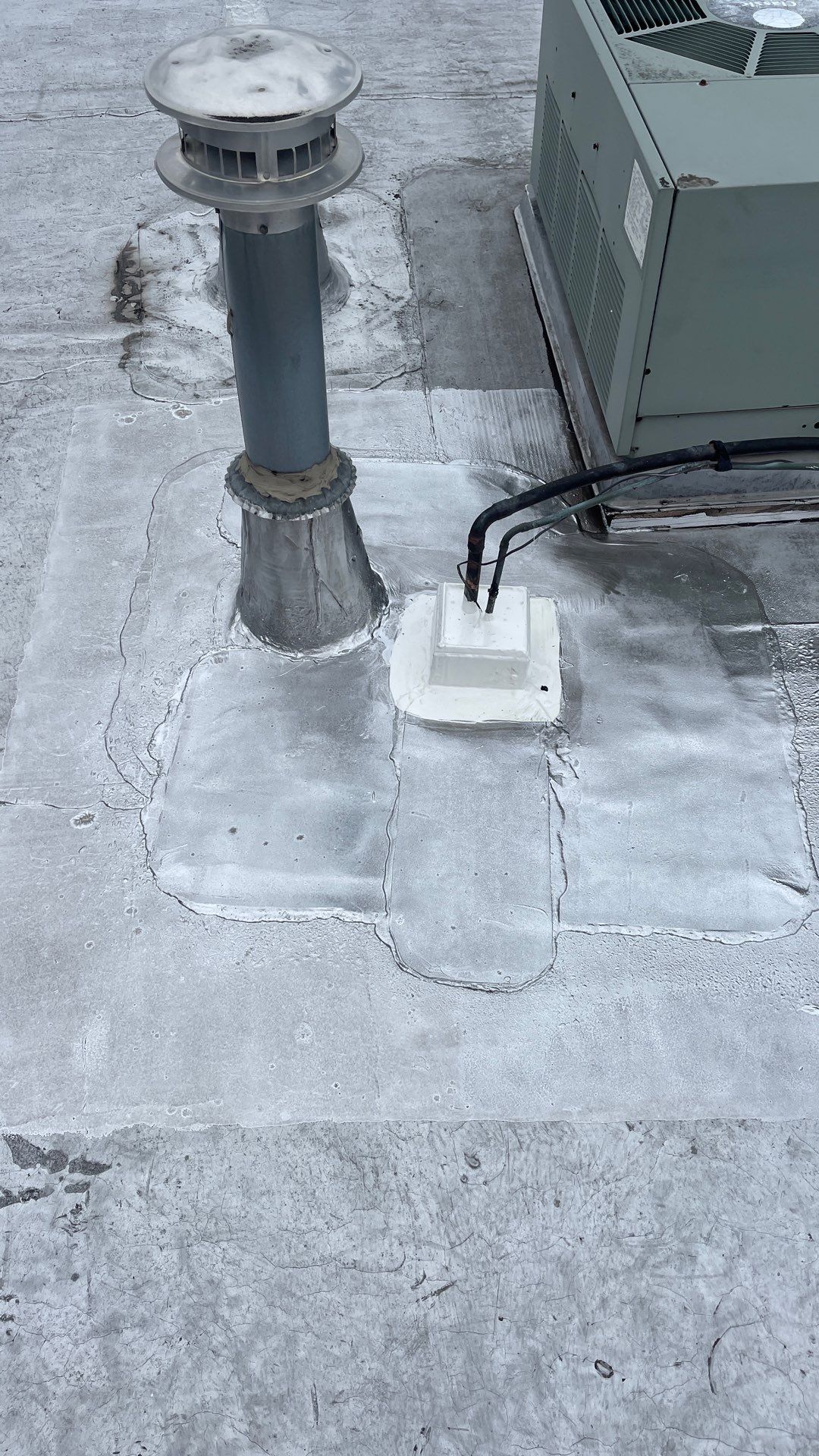 Expert Portal Removal & Pitch Pan Installation on Low Slope Roofs: Fix Your Cracked Portal Today!