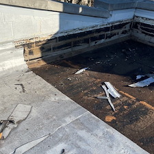 Flat-Roof-Repair-in-Lincolnwood-Fixing-Damaged-Plywood 4