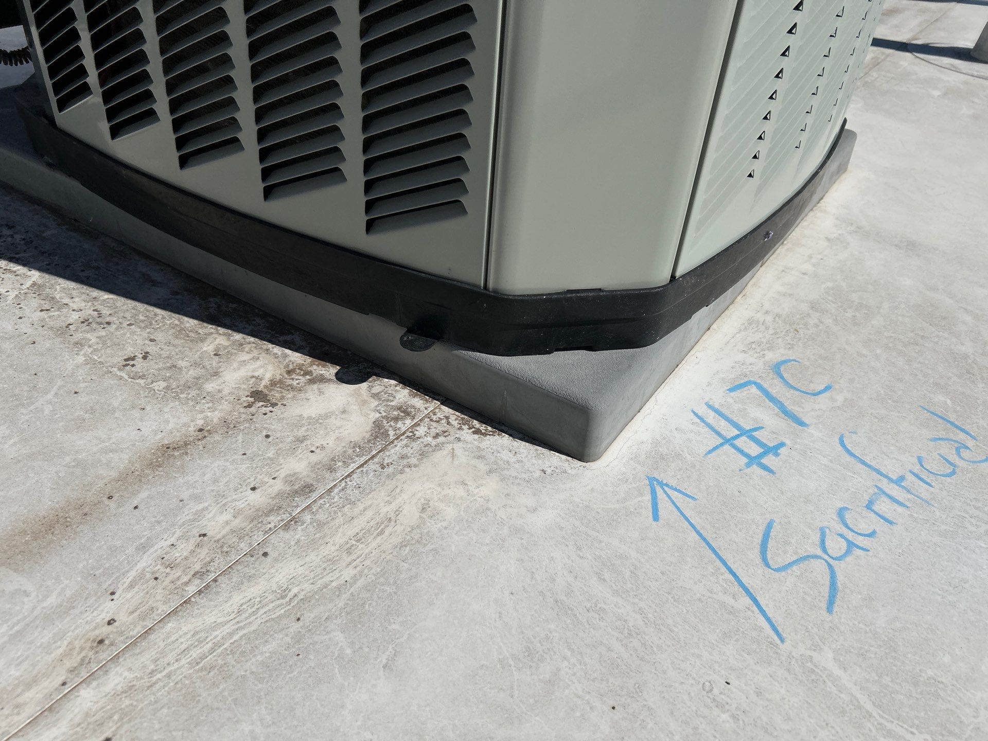How a Sacrificial Membrane Helps Maintain Chicago Commercial Flat Roofs Under HVAC Units