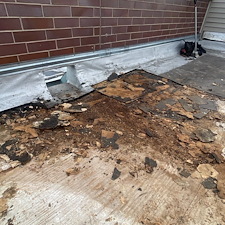 How-Do-I-Know-If-I-Need-a-Roof-Repair-or-a-Full-Replacement 2