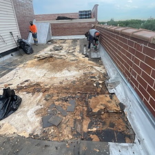 How-Do-I-Know-If-I-Need-a-Roof-Repair-or-a-Full-Replacement 3