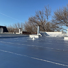 Is-My-Old-Flat-Roof-Beyond-Repair-Because-It-Keeps-Leaking 3