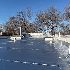 Is-My-Old-Flat-Roof-Beyond-Repair-Because-It-Keeps-Leaking 2