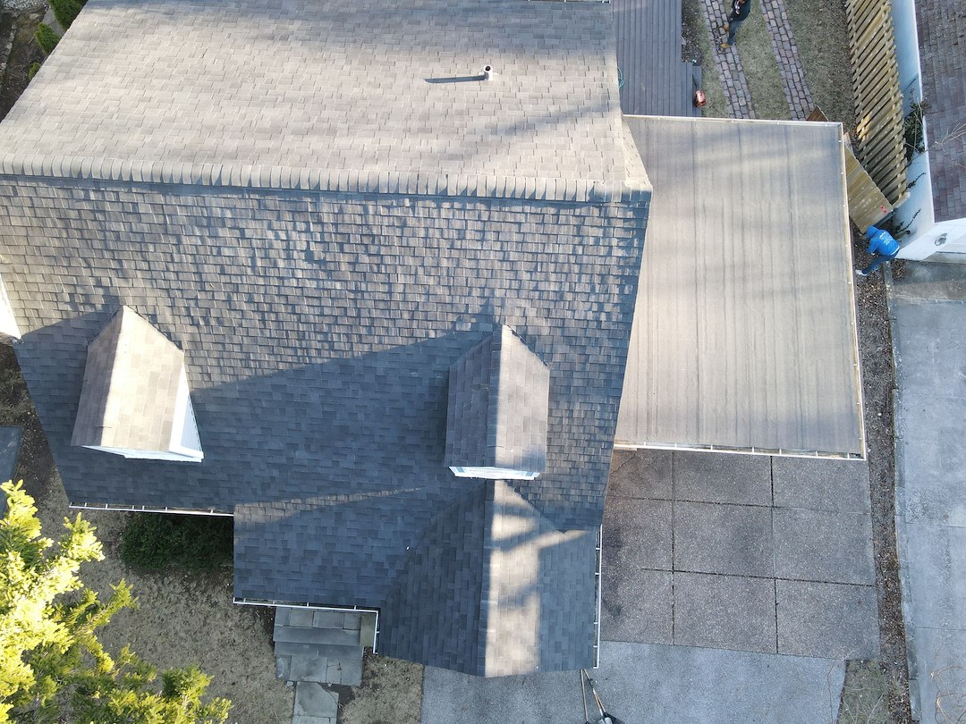 Need Roof Replacement in Highland Park? Shingle & Flat Roof Experts