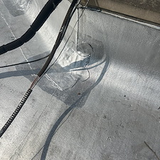 Open-Seams-on-Flat-Roofs-in-Chicago-Causes-and-Solutions 0