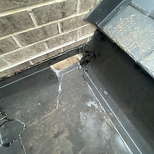 Ponding-Water-on-Chicago-Commercial-Flat-Roofs-Causes-Risks-and-Solutions 2