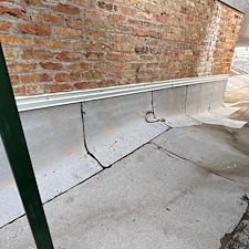 Prevent-Water-Damage-Openings-in-Wall-Flashing-on-Chicago-Commercial-Flat-Roofs 1
