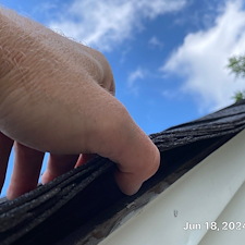 Roof-Edge-Missing-Chicagos-Anchor-Point-Roofing-Can-Fix-It-Fast 3