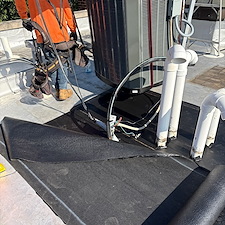 Soft-Substrate-on-Commercial-Flat-Roof-Heres-What-You-Need-to-Know 3