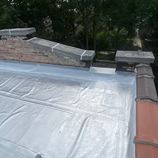 Trapped-Water-Under-Commercial-Roof-Membrane-in-Chicago-Causes-Risks-Repair-Solutions 0