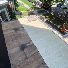 What-to-Do-About-an-Old-Leaking-Flat-Roof-on-a-Commercial-Building-in-Chicago 3