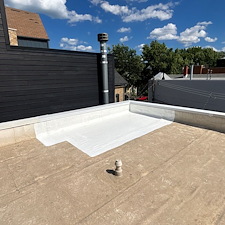 Why-is-the-wall-flashing-on-my-flat-roof-coming-loose 1