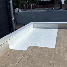 Why-is-the-wall-flashing-on-my-flat-roof-coming-loose 0